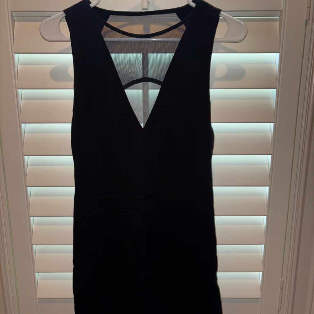 Black Sleeveless Dress
